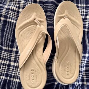 Crocs Women's Tan Sandals Size 11